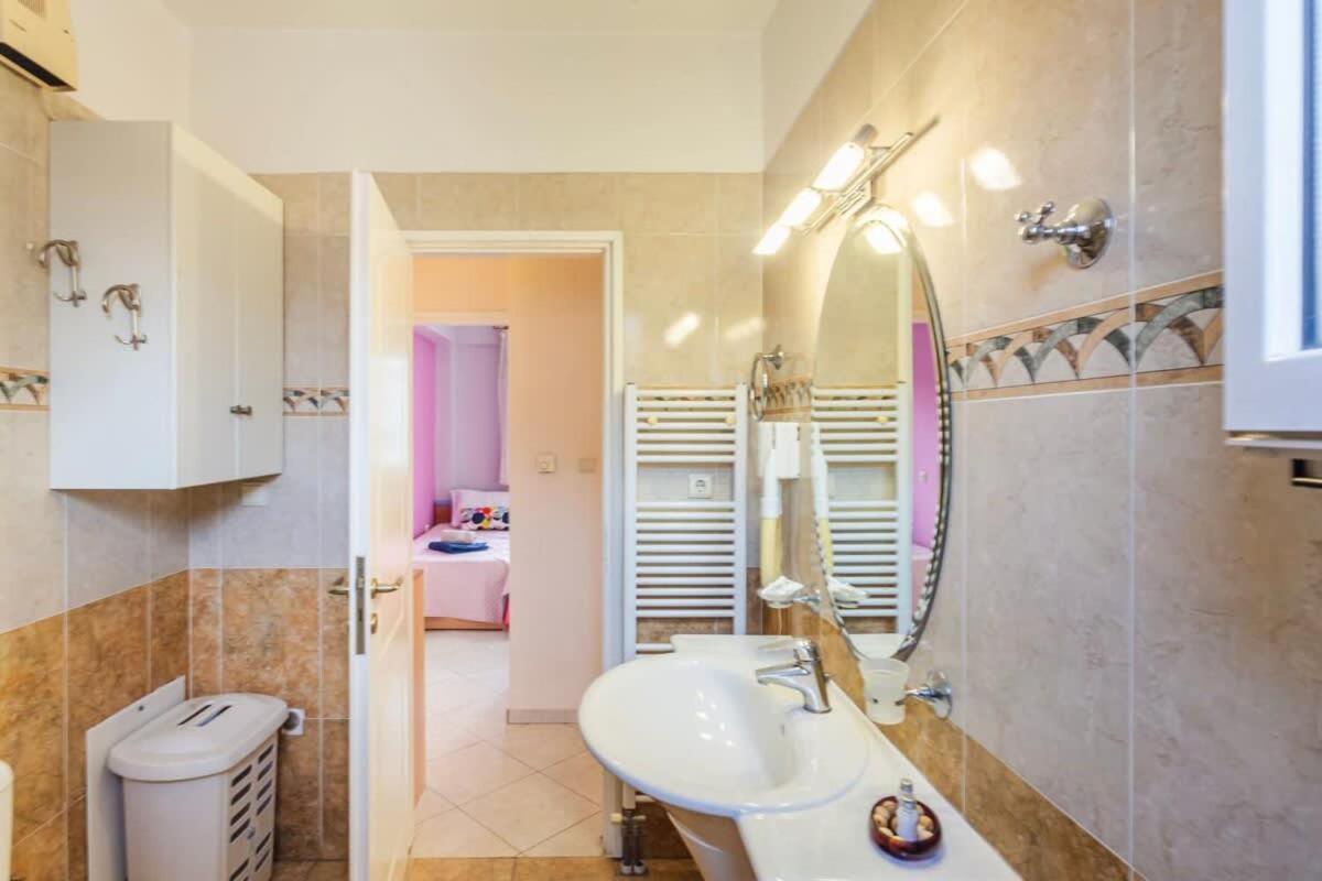 Spacious Urban Haven-Family Home, Perfect Location Kalamata Zewnętrze zdjęcie