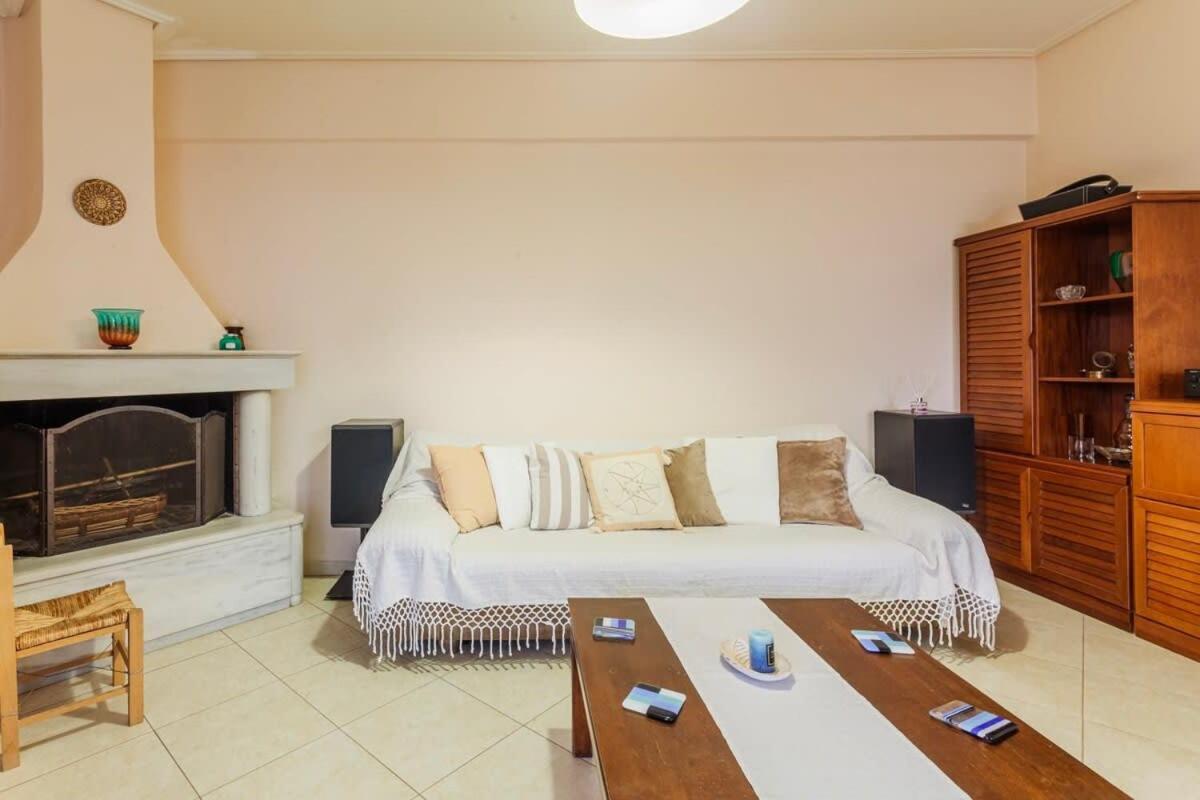 Spacious Urban Haven-Family Home, Perfect Location Kalamata Zewnętrze zdjęcie